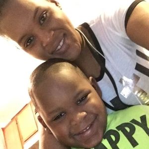 Meet your Posher, Ebony